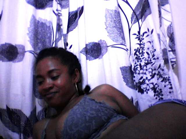 silviaLaBombe live cam on BongaCams