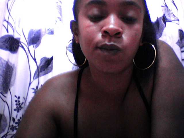 silviaLaBombe live cam on BongaCams