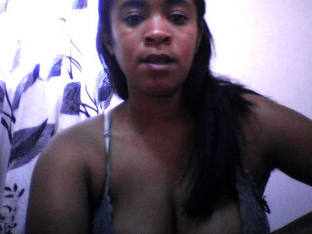 silviaLaBombe live cam on BongaCams