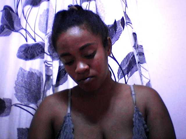 silviaLaBombe live cam on BongaCams