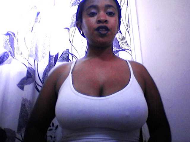 silviaLaBombe live cam on BongaCams