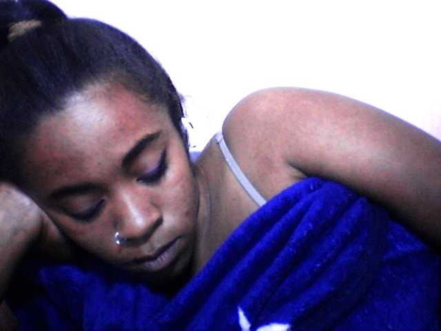 Mayrah live cam preview