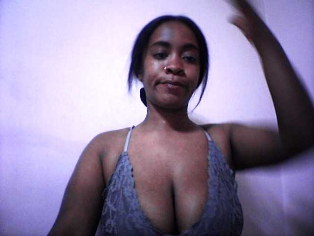 silviaLaBombe live cam on BongaCams