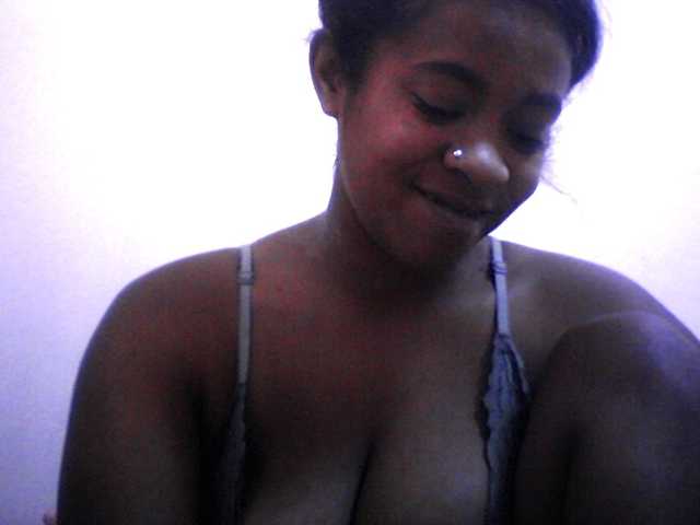 silviaLaBombe live cam on BongaCams