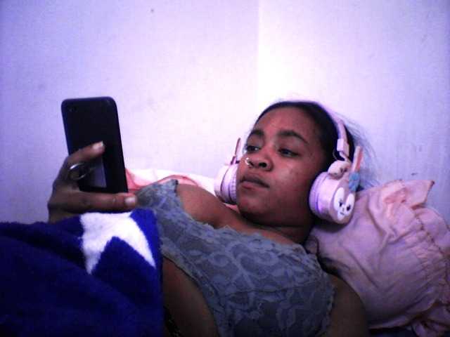silviaLaBombe live cam on BongaCams