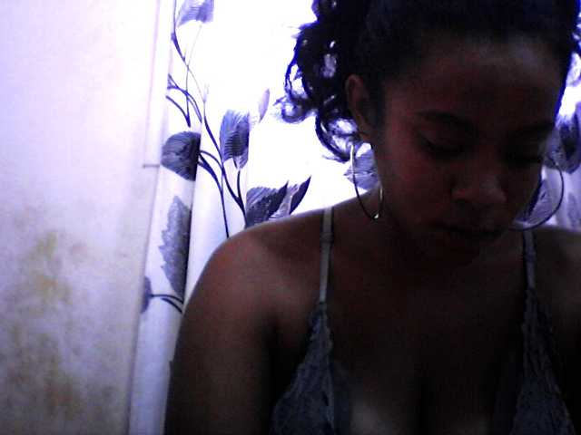 silviaLaBombe's BongaCams show and profile