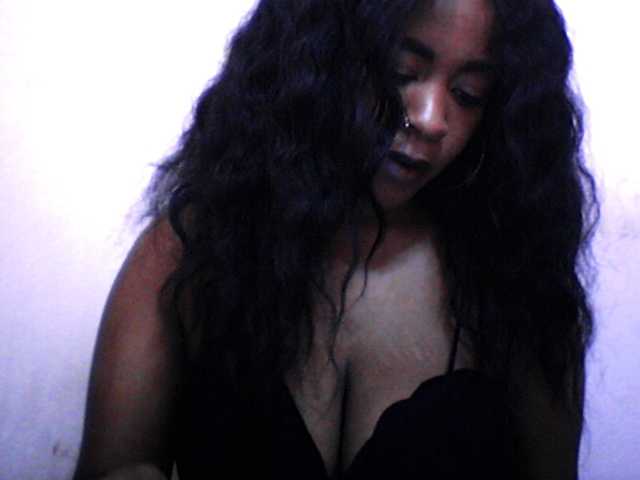 silviaLaBombe live cam on BongaCams