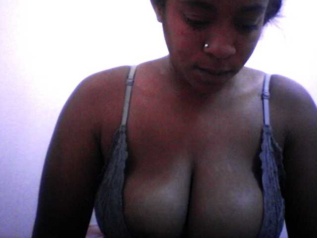 silviaLaBombe live cam on BongaCams
