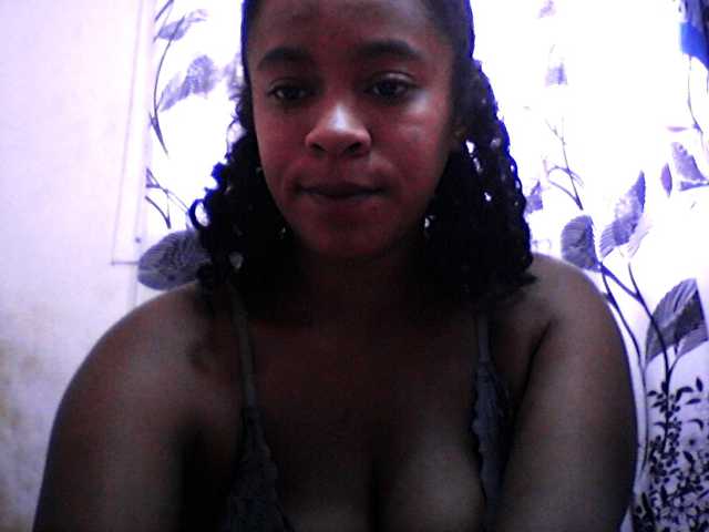 silviaLaBombe's BongaCams show and profile