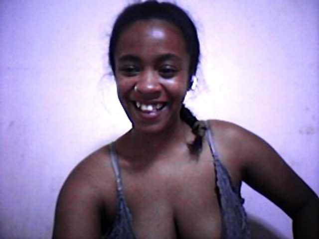 silviaLaBombe live cam on BongaCams