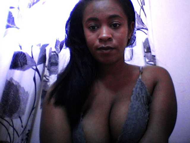 silviaLaBombe live cam on BongaCams