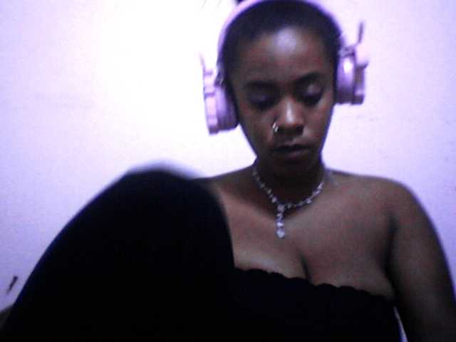 silviaLaBombe live cam on BongaCams