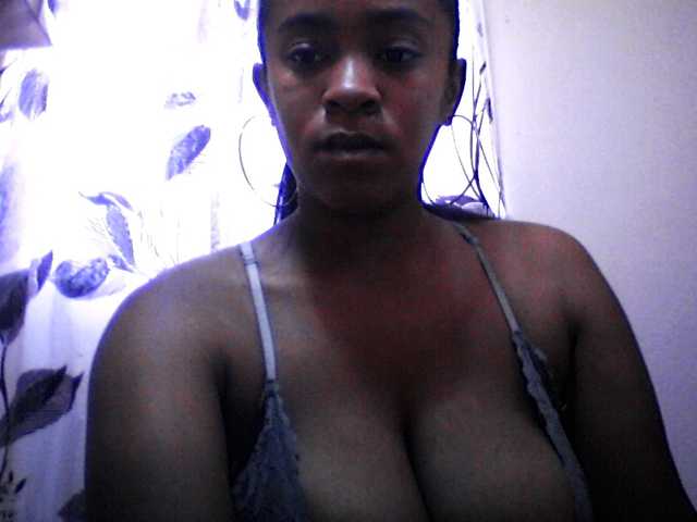 silviaLaBombe live cam on BongaCams