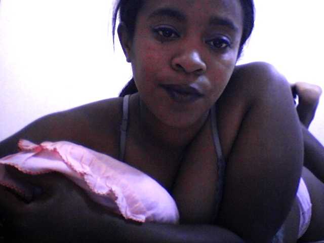 silviaLaBombe live cam on BongaCams