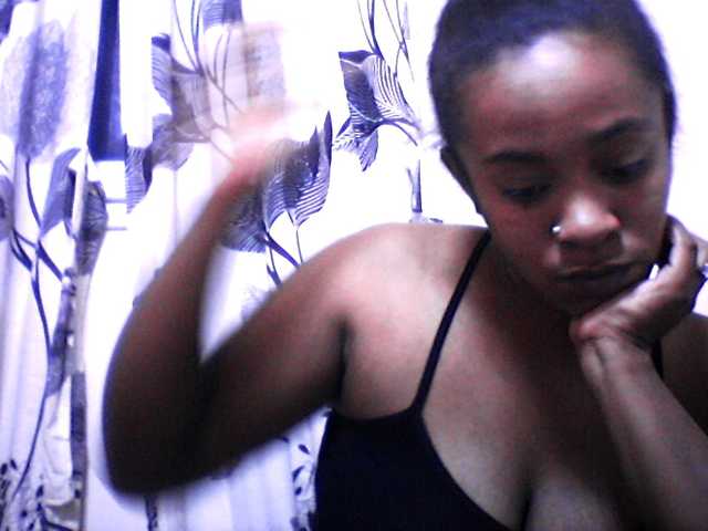 silviaLaBombe live cam on BongaCams
