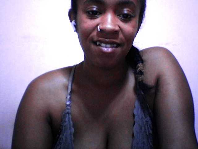silviaLaBombe live cam on BongaCams
