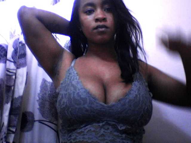 silviaLaBombe live cam on BongaCams