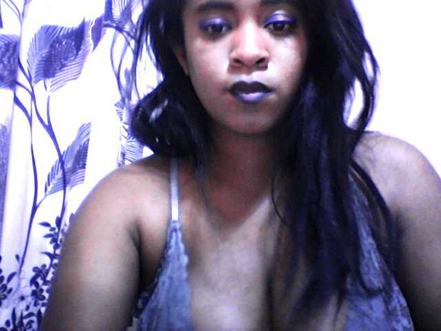 silviaLaBombe live cam on BongaCams