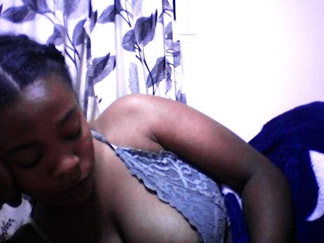 silviaLaBombe live cam on BongaCams