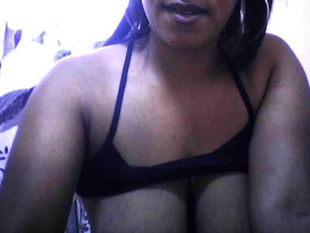 silviaLaBombe live cam on BongaCams