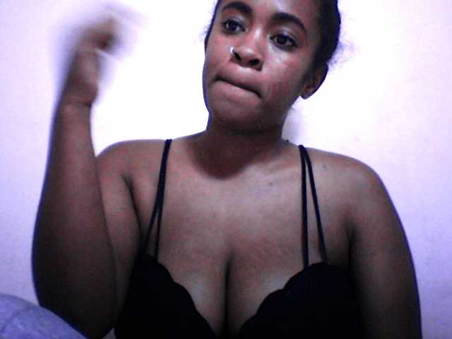 silviaLaBombe live cam on BongaCams
