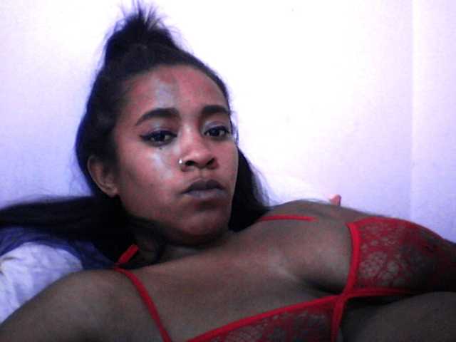 Mayrah live cam