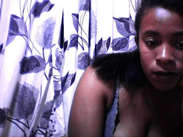 silviaLaBombe live cam on BongaCams