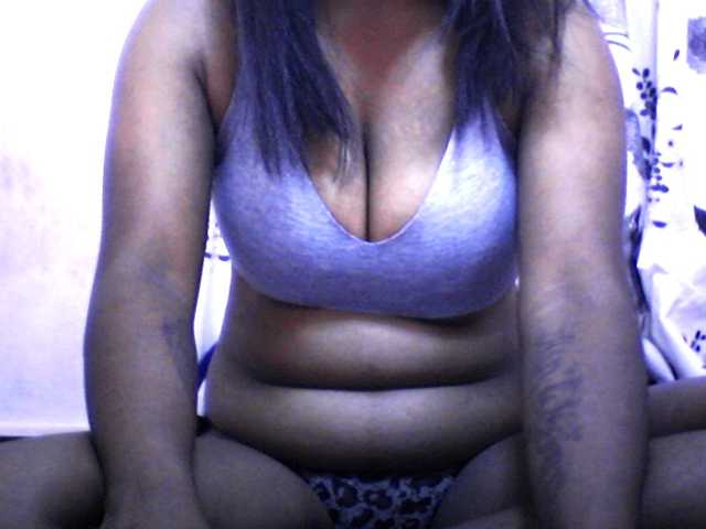 silviaLaBombe live cam on BongaCams