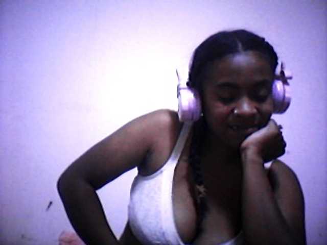 silviaLaBombe live cam on BongaCams