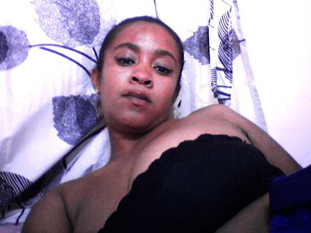silviaLaBombe live cam on BongaCams
