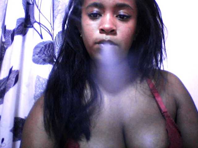 silviaLaBombe live cam on BongaCams