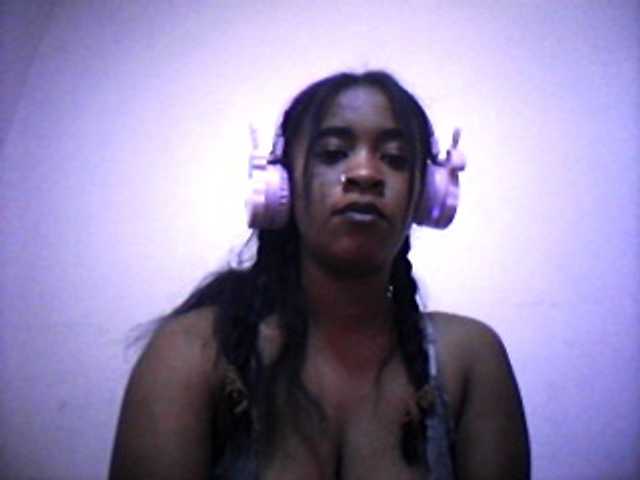 silviaLaBombe live cam on BongaCams