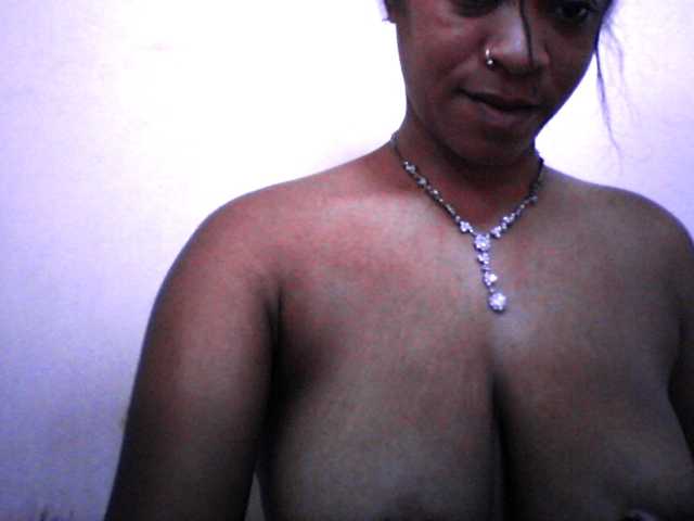 silviaLaBombe live cam on BongaCams