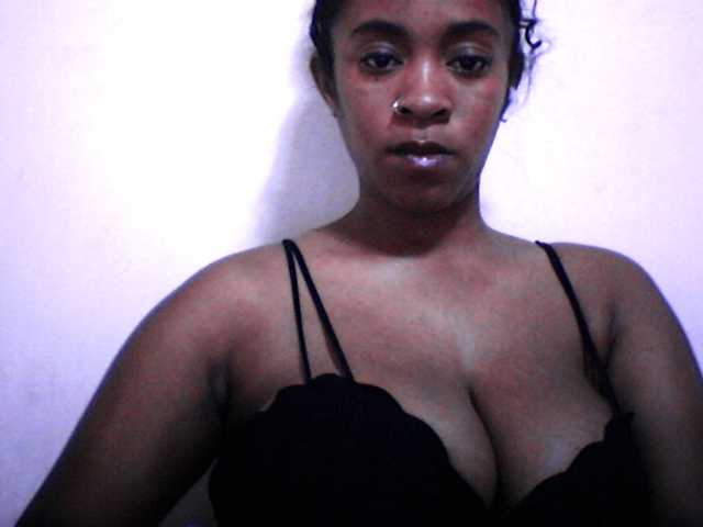 silviaLaBombe live cam on BongaCams