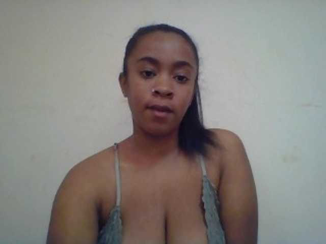 silviaLaBombe live cam on BongaCams