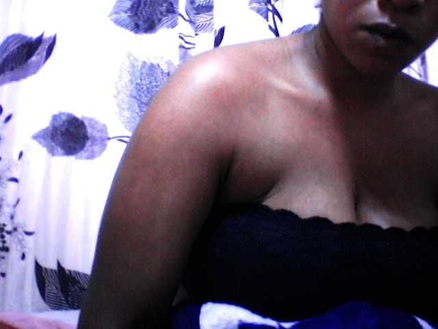 silviaLaBombe live cam on BongaCams