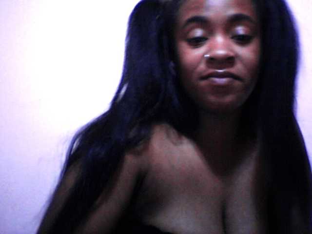silviaLaBombe live cam on BongaCams