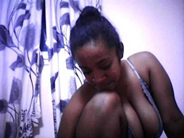 silviaLaBombe live cam on BongaCams