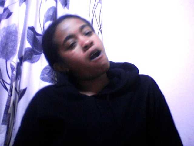 silviaLaBombe live cam on BongaCams