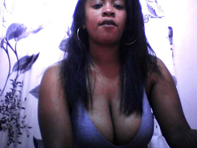 silviaLaBombe live cam on BongaCams