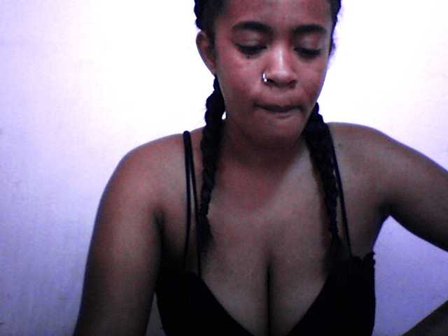 silviaLaBombe live cam on BongaCams