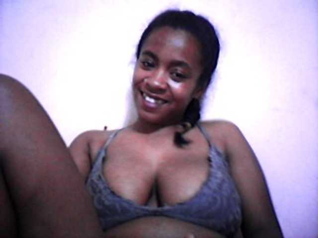 silviaLaBombe live cam on BongaCams