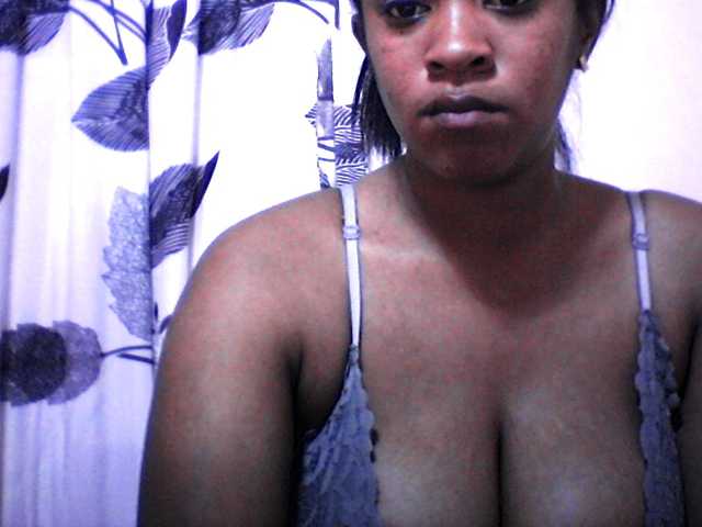 silviaLaBombe live cam on BongaCams