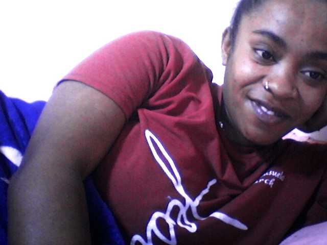 silviaLaBombe live cam on BongaCams
