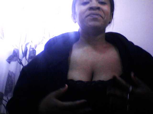 silviaLaBombe live cam on BongaCams