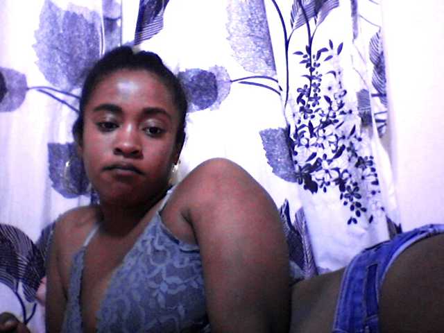 silviaLaBombe live cam on BongaCams