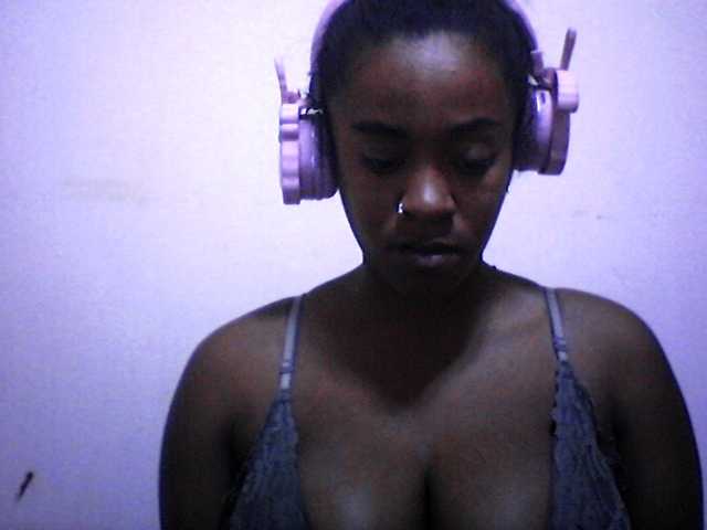 silviaLaBombe live cam on BongaCams