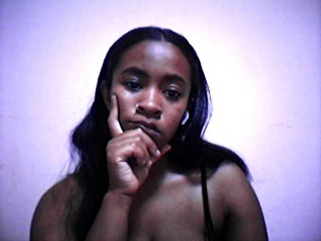silviaLaBombe, en vivo ahora en BongaCams