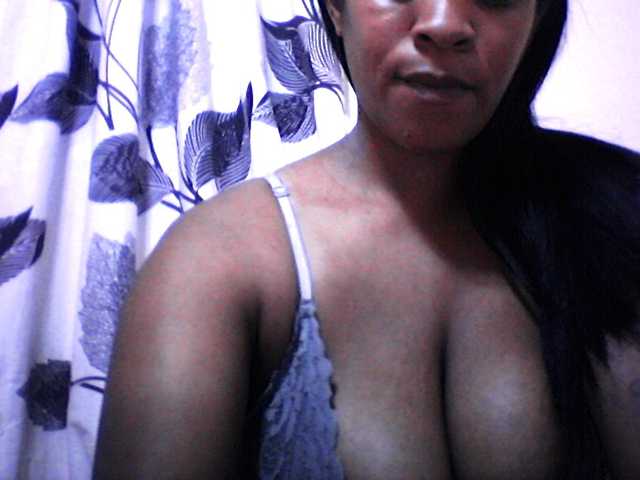 silviaLaBombe live cam on BongaCams