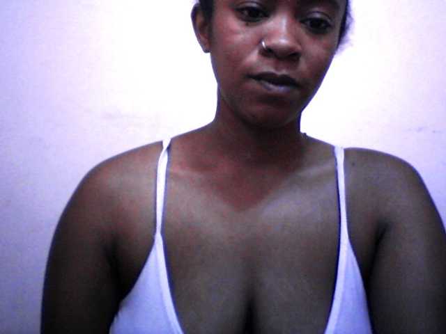 silviaLaBombe live cam on BongaCams
